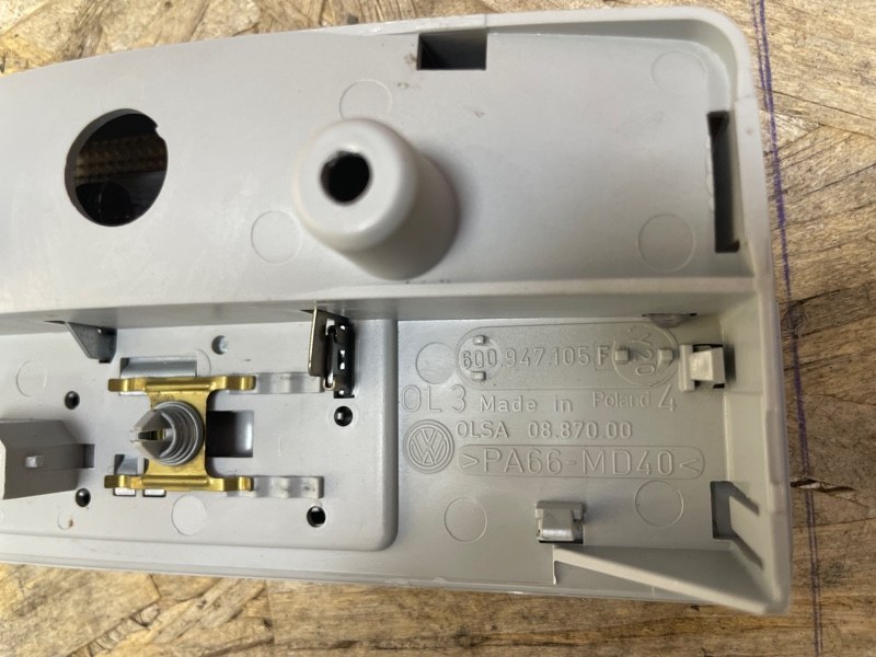 плафон освещения салона