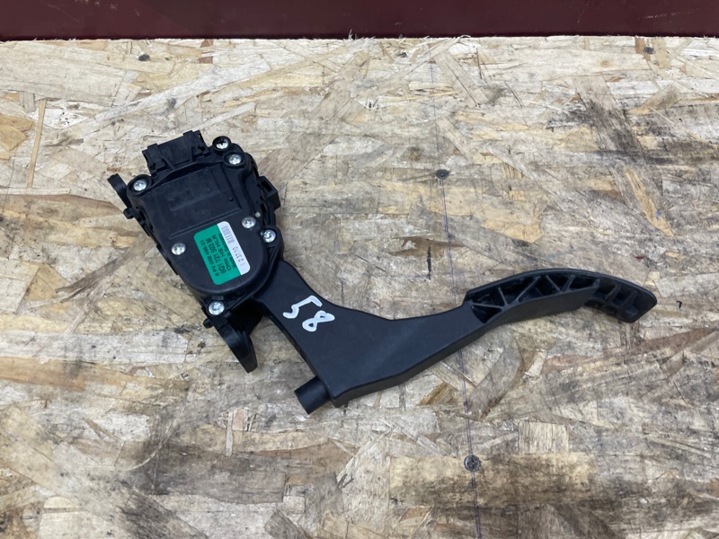 Педаль газа