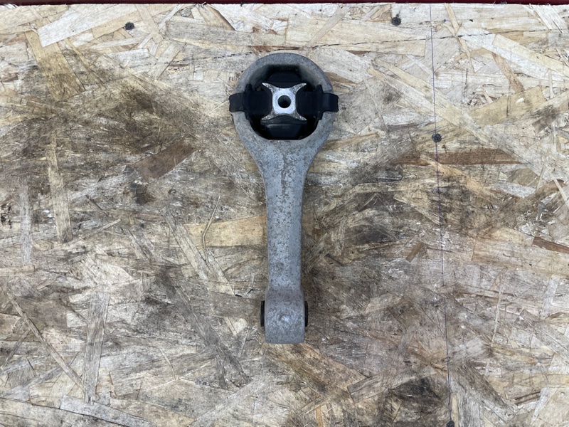 Опора двигателя