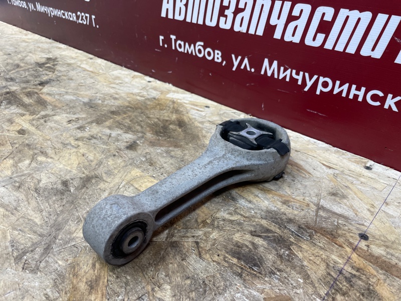 Опора двигателя