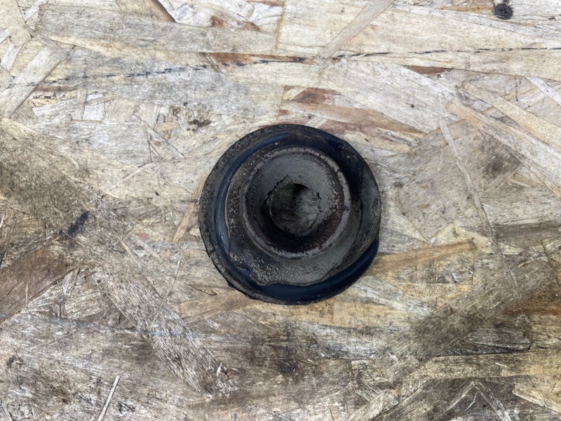 Верхняя опора    пружины