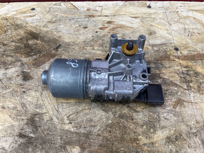 Мотор стеклоочистителя