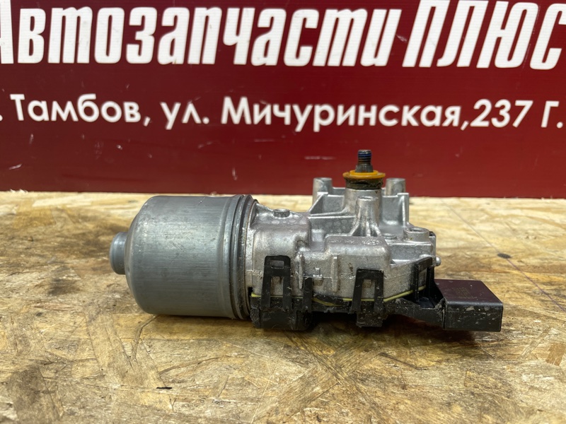 Мотор стеклоочистителя