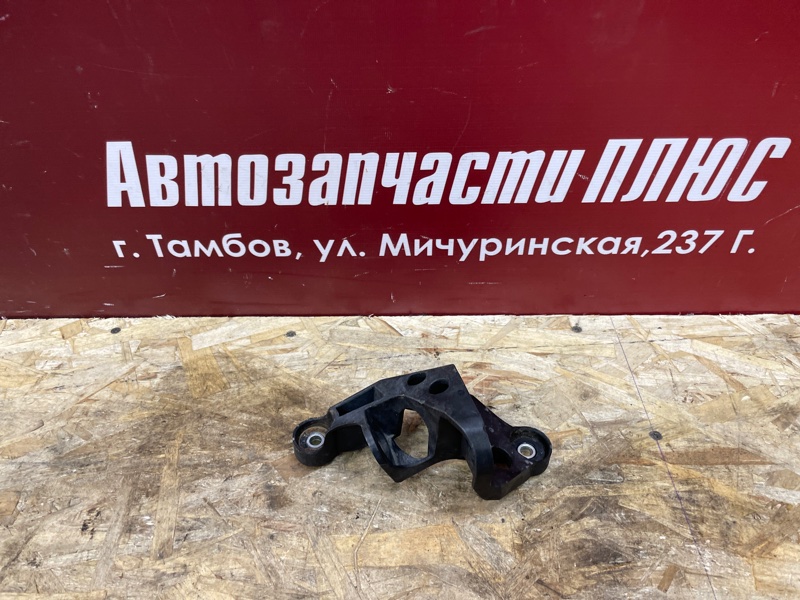 Кронштейн троса КПП