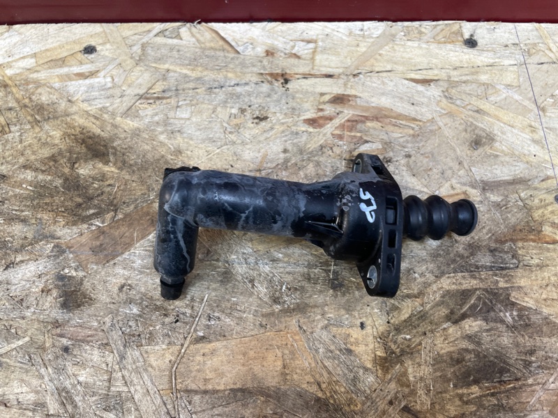 Цилиндр сцепления