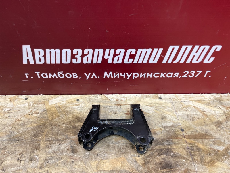 Кронштейн кпп