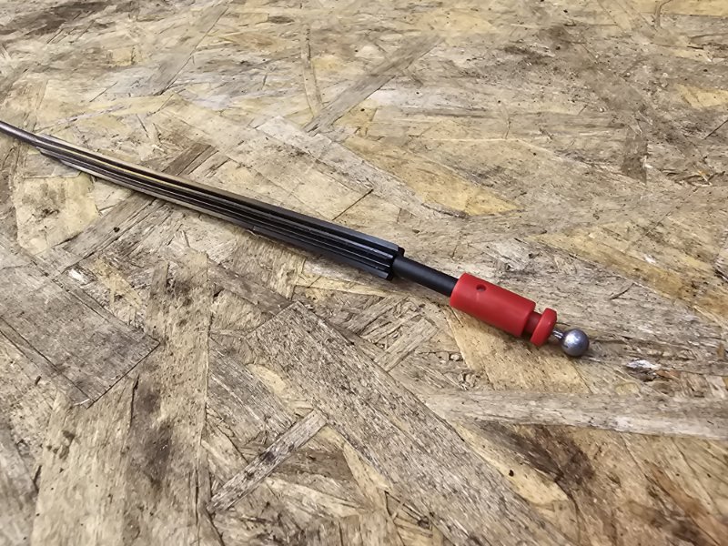 Трос замка багажника