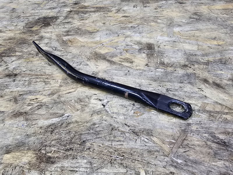 Кронштейн подрамника