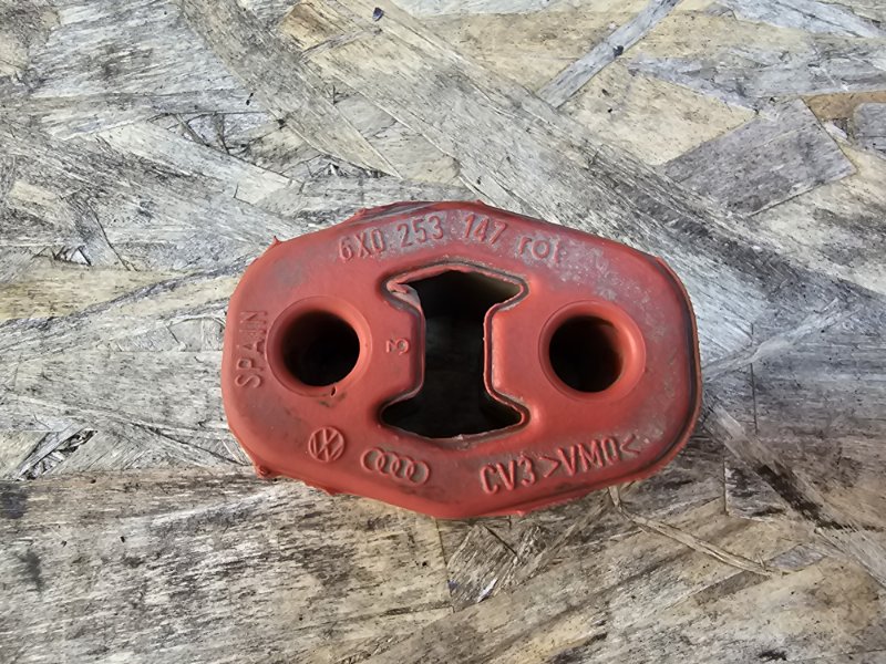 Резинка крепления глушителя