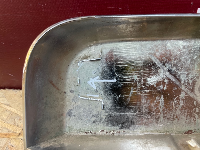 Накладка крышки багажника