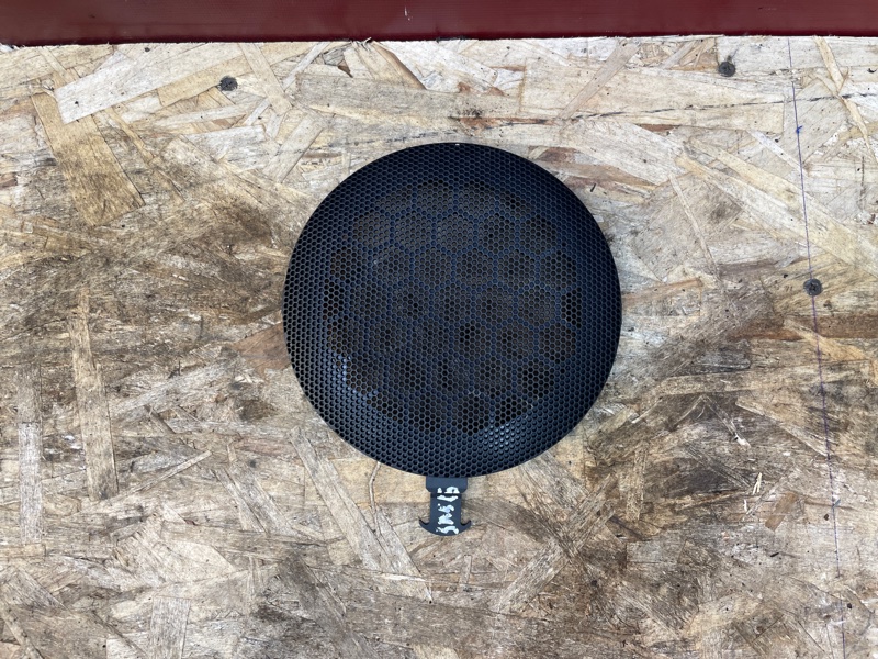 Крышка динамика