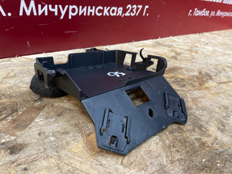 Кронштейн блока комфорта