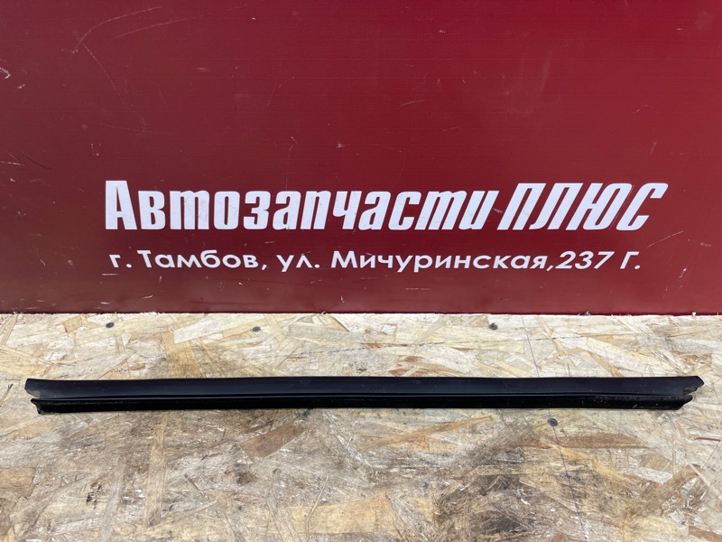 Уплотнитель стекла двери внутренний