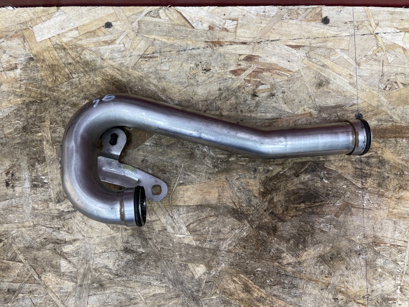 Трубка картерных газов