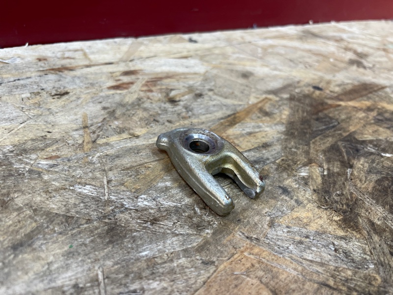 Кронштейн форсунки