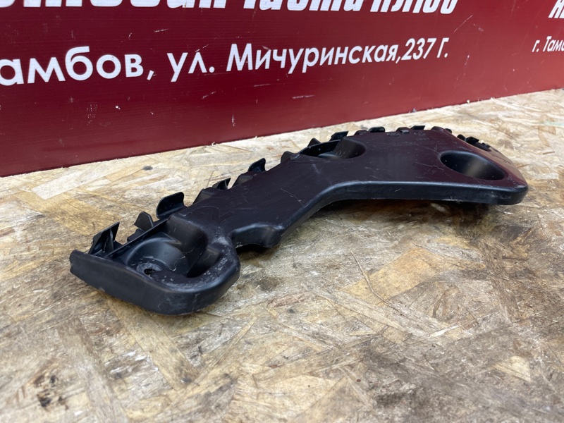 Кронштейн бампера