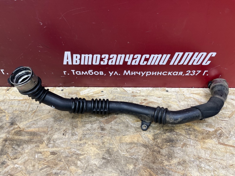 Патрубок интеркулера