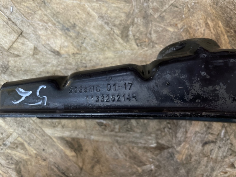 Кронштейн опоры двигателя