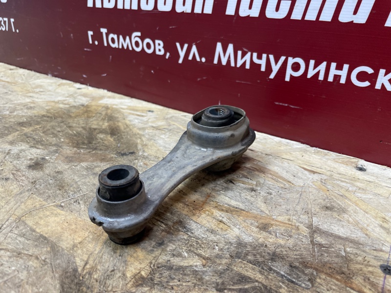 Опора двигателя