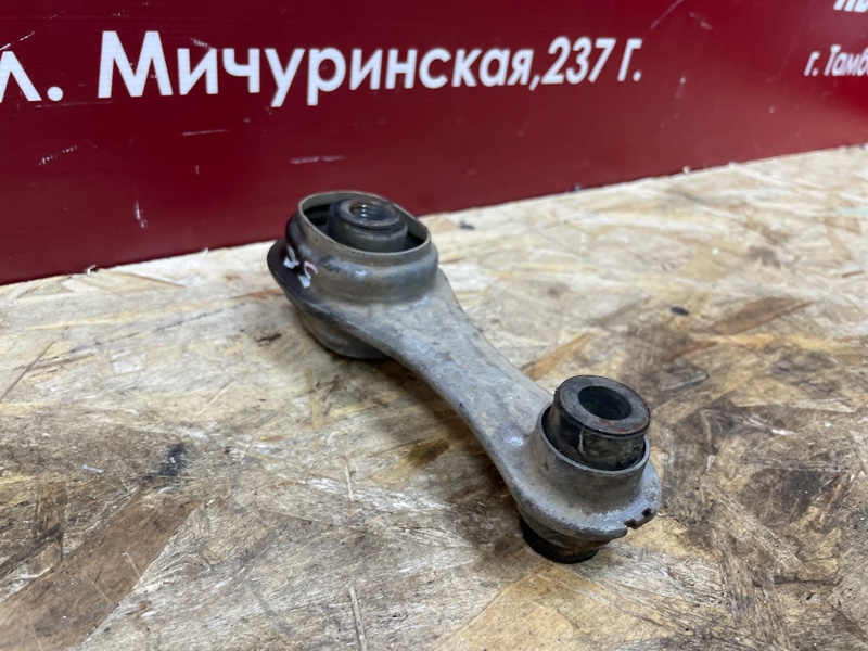 Опора двигателя