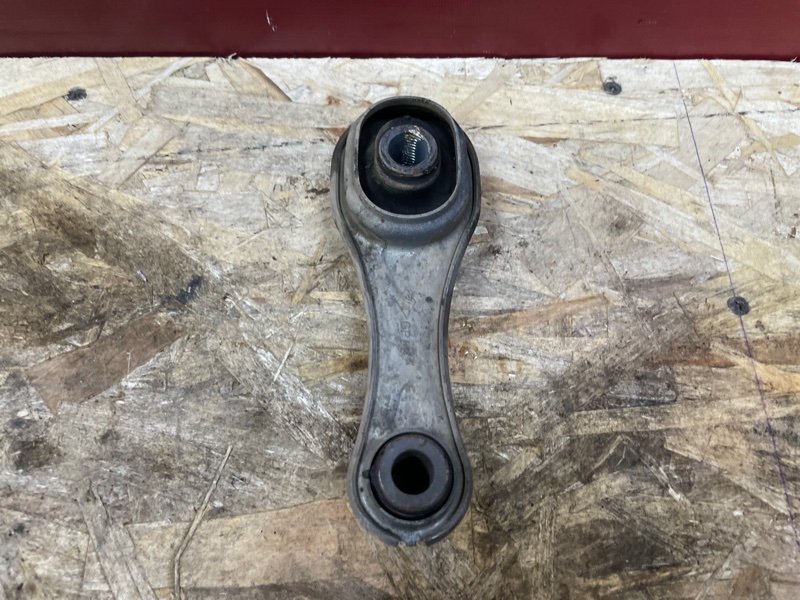 Опора двигателя