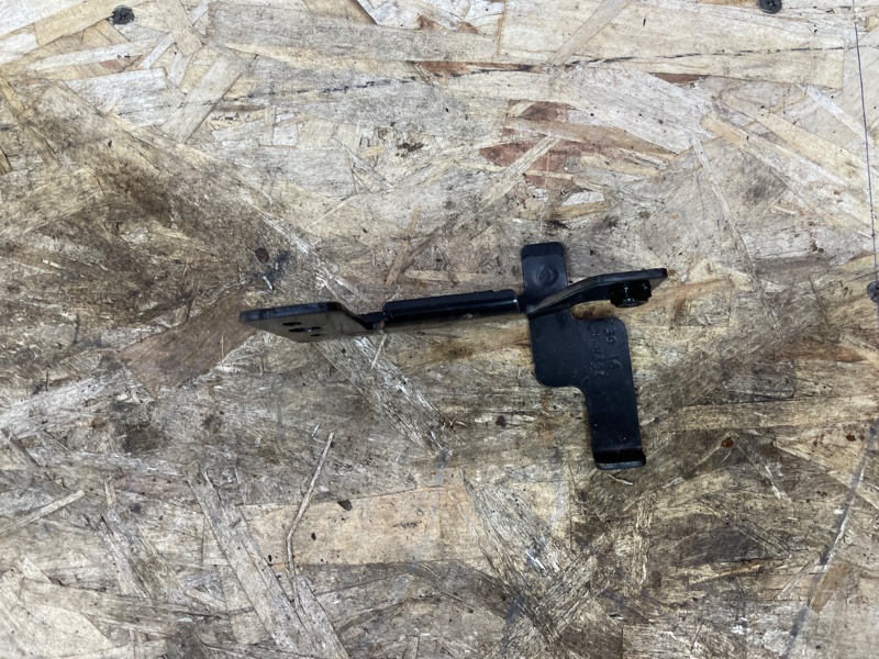 Кронштейн ТНВД