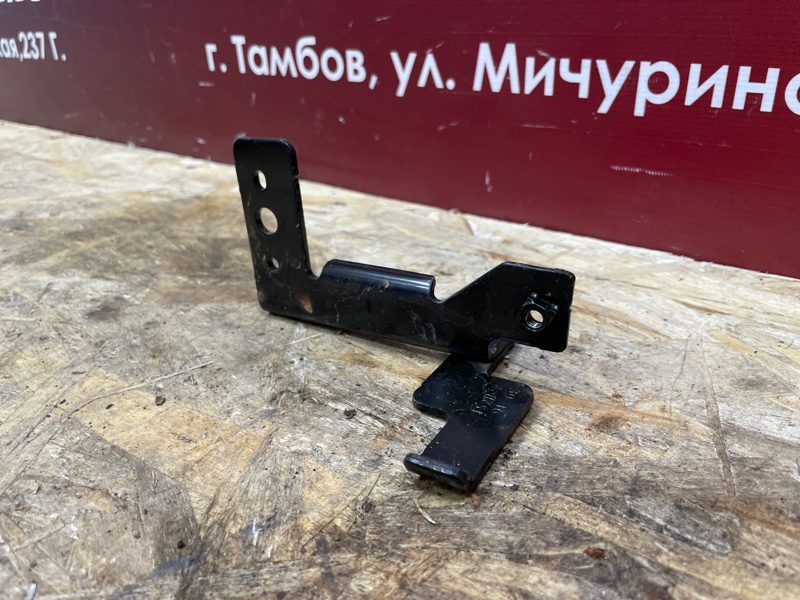 Кронштейн ТНВД