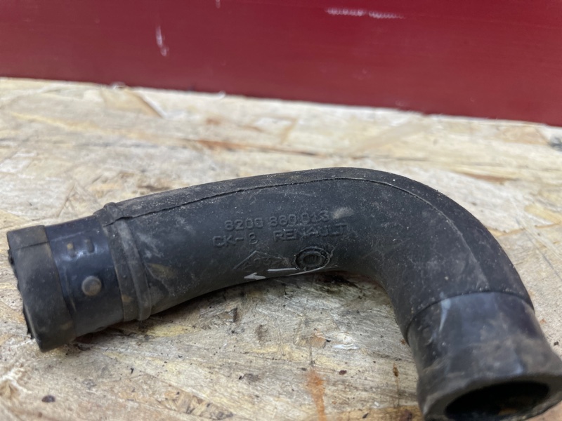 Патрубок интеркулера