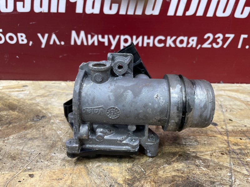 Дроссельная заслонка