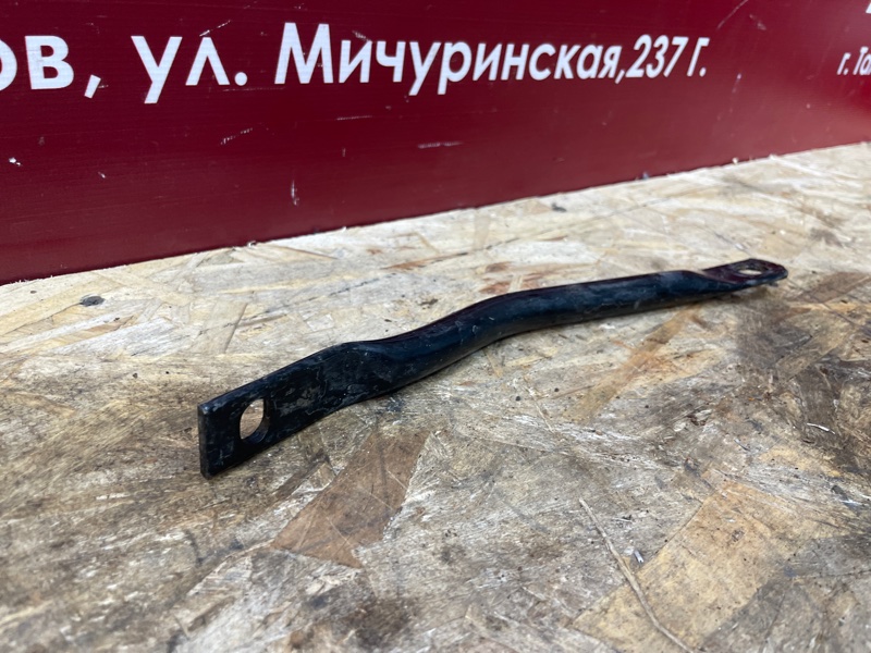 Кронштейн подрамника