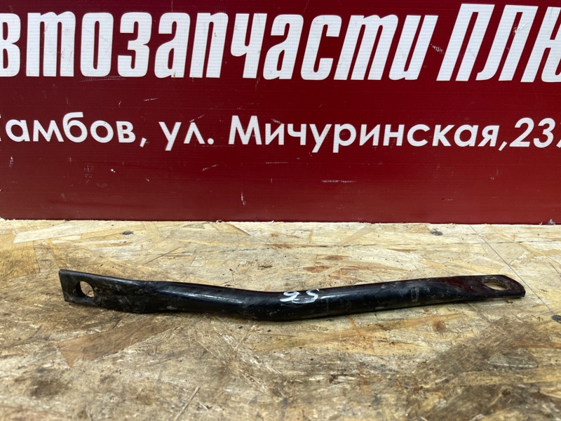 Кронштейн подрамника