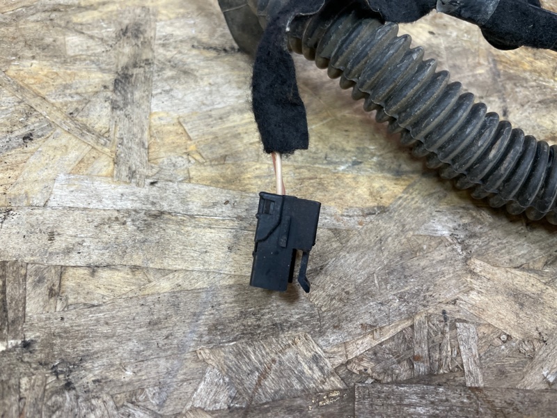 Проводка двери