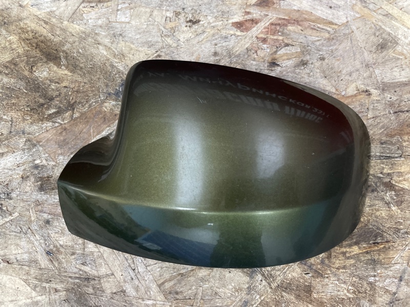 Крышка зеркала