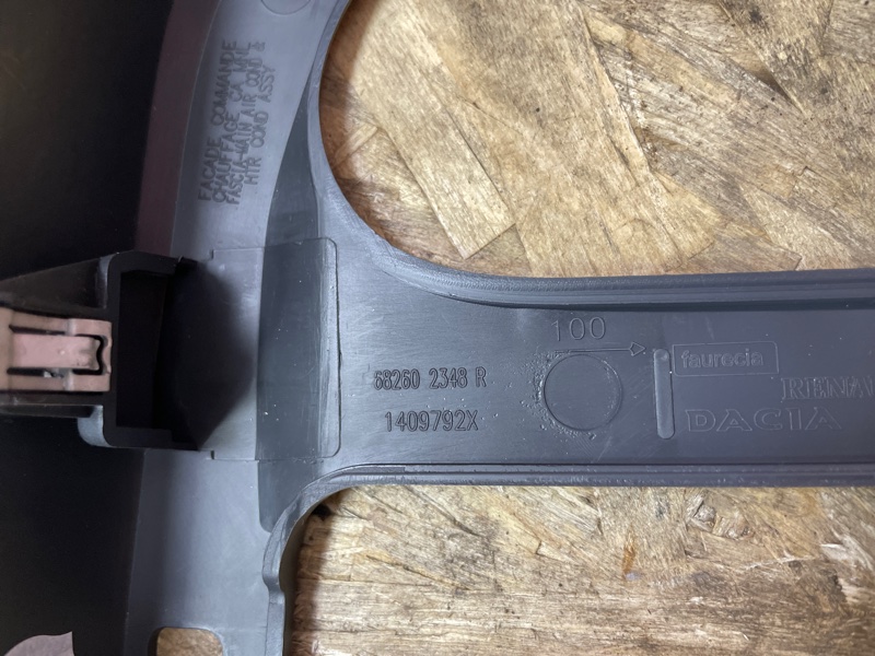 Накладка торпедо