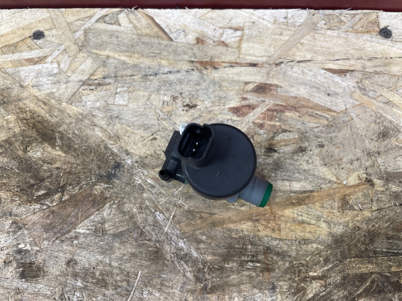 Моторчик бачка омывателя