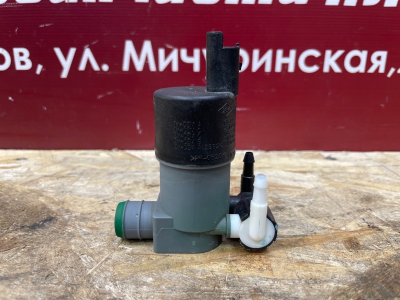 Моторчик бачка омывателя