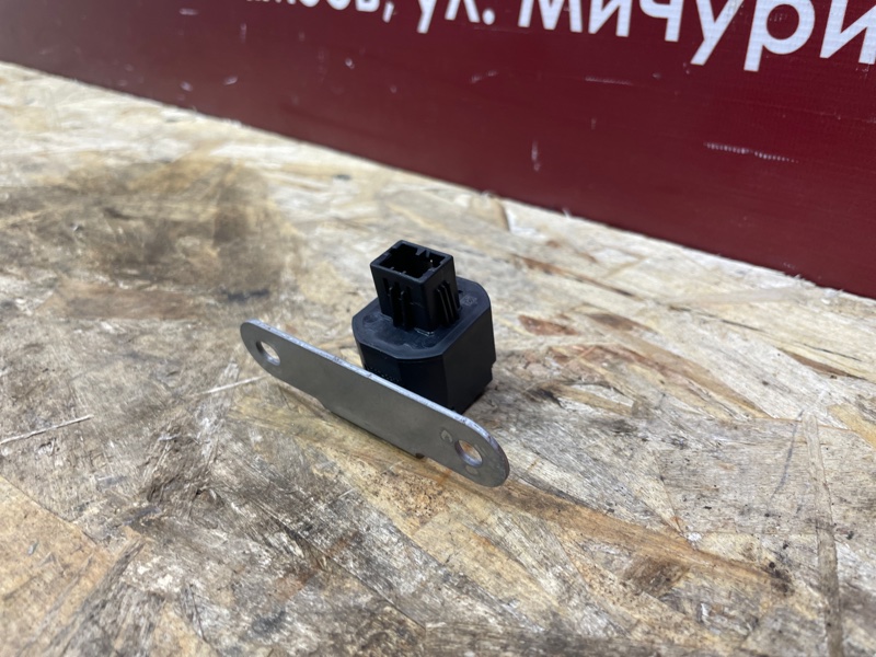 Датчик ускорения