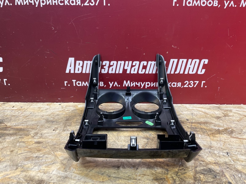 Рамка магнитолы