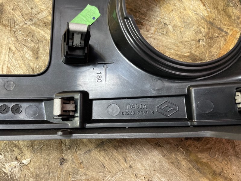 Рамка магнитолы