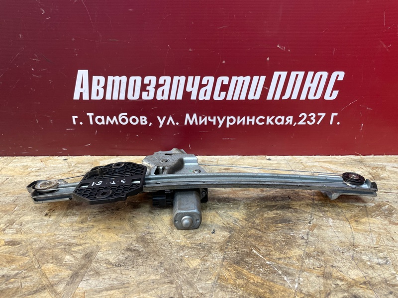 Стеклоподъемник    двери