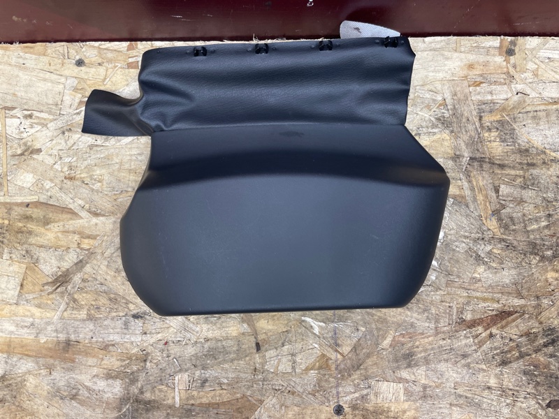 Подрулевой кожух