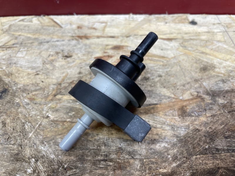 Клапан электромагнитный