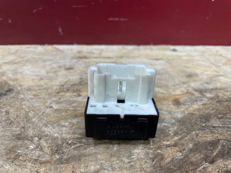 Блок регулировки зеркал