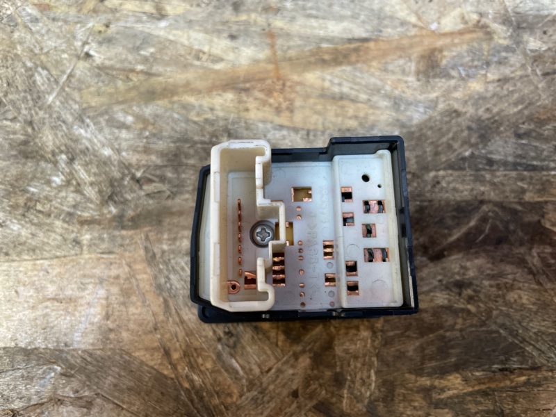 Блок регулировки зеркал