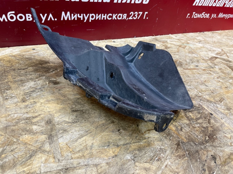 Пыльник бампера