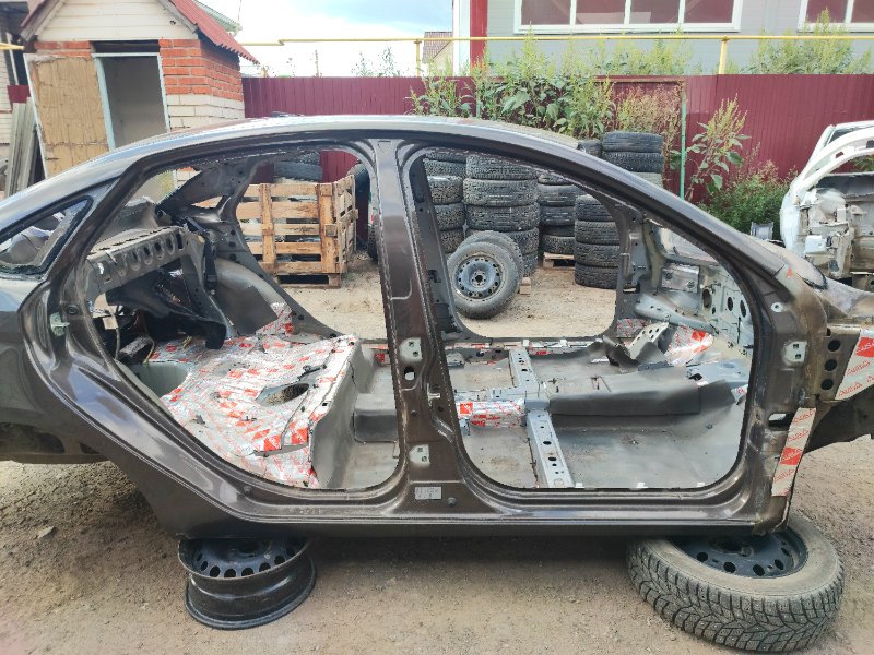 Боковина кузова