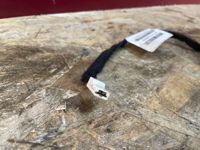 Провод обогрева заднего стекла