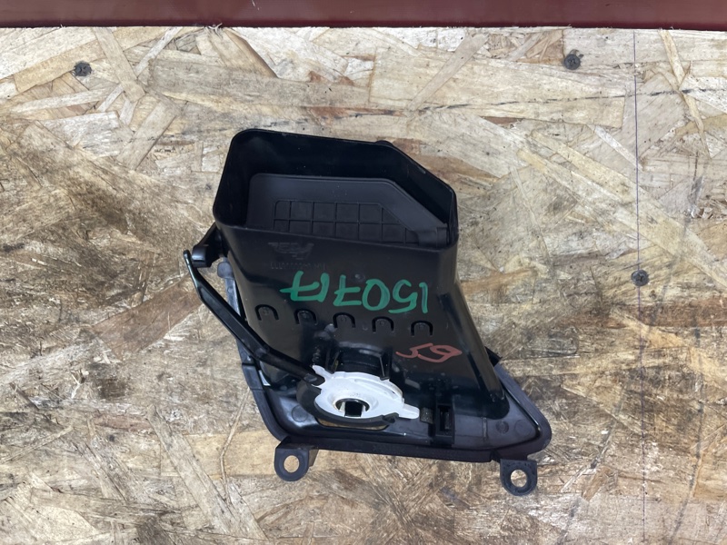 Воздушный дефлектор салона