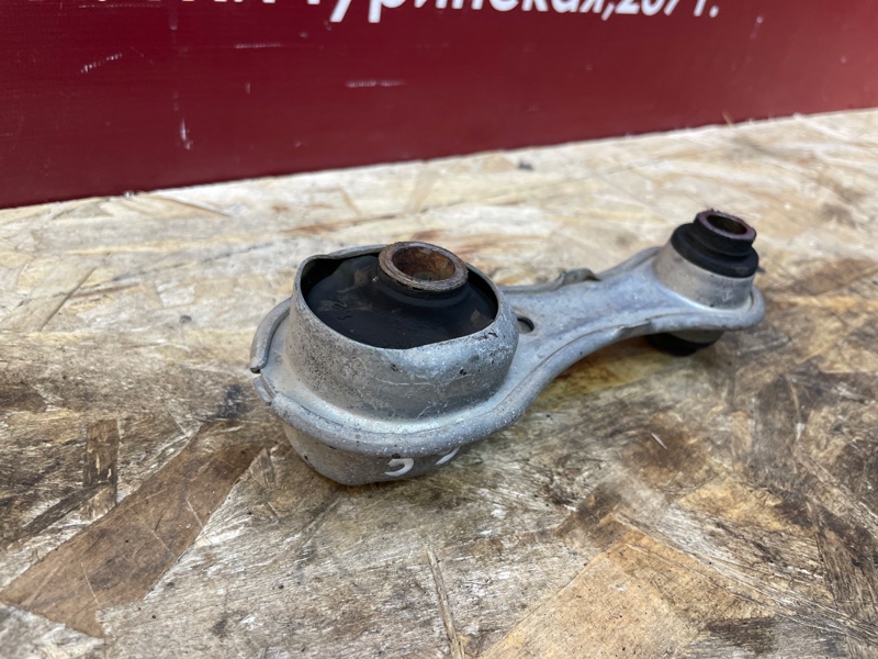 Опора двигателя