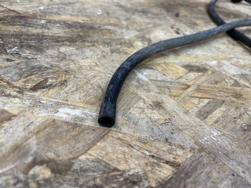 Трубка насоса стеклоомывателя